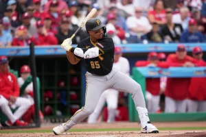 los-piratas-suben-al-prospecto-en-racha-esmerlyn-valdez