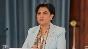 La canciller de Ecuador se reunirá el lunes con su homólogo de la República Dominicana