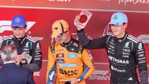 george-russell-gana-el-esprint-de-canada-tras-intenso-duelo-con-kimi-antonelli