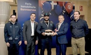 Wester Hernández, agradece reconocimiento