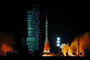 China impulsa su programa lunar con nueva expedición espacial