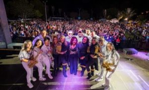 belkys-concepcion-y-sus-chicas-ante-mas-de-25-mil-personas-en-bogota