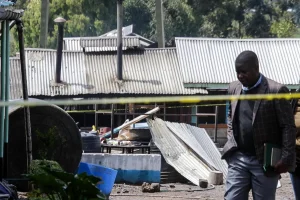 fuego-en-internado-femenino-de-kenia-deja-16-victimas-y-79-alumnas-heridas