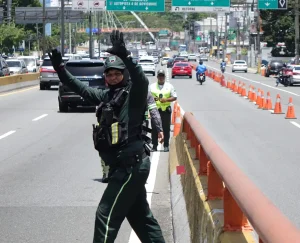 conductor-de-motocicleta-sera-enviado-al-mp-tras-agredir-agentes-de-la-digesett-en-villa-mella