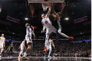 wembanyama-fuerza-un-septimo-partido-y-mantiene-con-vida-a-los-spurs