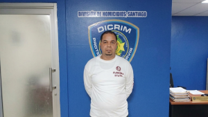 se-entrega-“el-ganster”,-implicado-en-muerte-de-«la-china»-en-santiago
