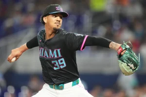 El lanzador de los Marlins, Eury Pérez, estaría fuera aproximadamente ocho semanas por una extraña lesión en la pierna