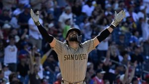 ¡POR FIN! Ya la sacó Fernando Tatis Jr.