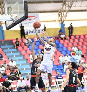 Héroes y Gigantes arrancan con triunfos en la fase de eliminación de la LNB