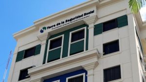 ars-deberan-aceptar-recetas-medicas-aunque-el-especialista-no-pertenezca-a-su-red