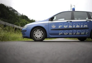 dos-detenidos-por-quemar-vivos-dentro-de-un-coche-a-cuatro-jornaleros-en-el-sur-de-italia