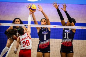 reinas-del-caribe-batallan-hasta-el-quinto-set,-pero-turquia-impone-su-jerarquia