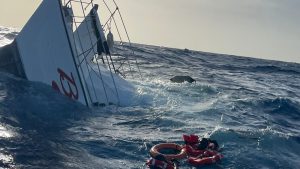 ¡De película! Armada Dominicana rescata náufragos que salieron de Islas Turcas y Caicos
