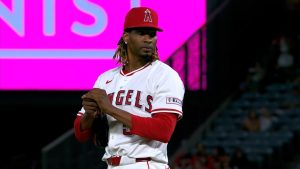 dominicano-walbert-urena-domina-a-colorado-y-guia-a-los-angelinos-a-contundente-victoria