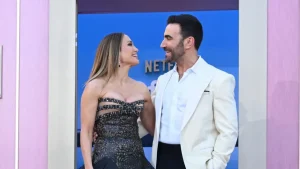 Rumores de posible romance entre Jennifer López y Brett Goldstein siguen en pie