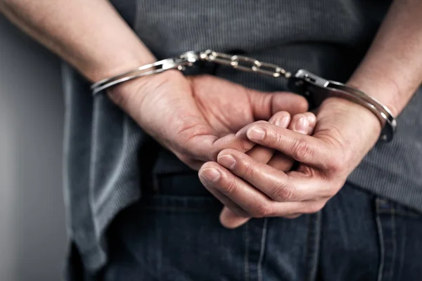 Apresan hombre acusado de violencia psicológica contra su expareja