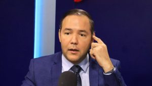 Johnny Pujols: «El PRM ha puesto el Gobierno en manos de unos pocos intereses»