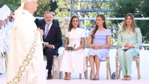 León XIV reúne a más de 1,2 millones en Madrid y llama a salir de una fe “cómoda y privada”