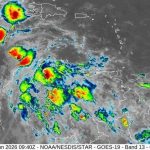 Vaguada y onda tropical provocarán aguaceros y tormentas este domingo