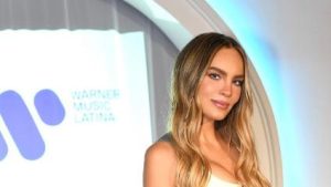 La cantante mexicana Belinda se une al elenco de doblaje en español de ‘Toy Story 5’