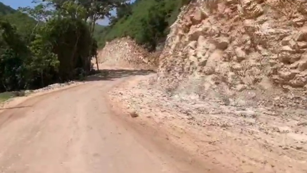 Gobierno acelera carretera alterna en Barahona para mejorar el acceso al Sur