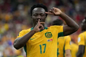 australia-y-escocia-celebran-regresos-mundialistas-con-victorias-clave-ante-turquia -y-haiti