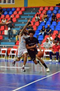 heroes-dominan-a-gigantes-y-mantienen-vivo-su-impulso-hacia-semifinales