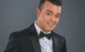 Alex Bueno sigue batallando por su salud; equipo solicita apoyo en oración