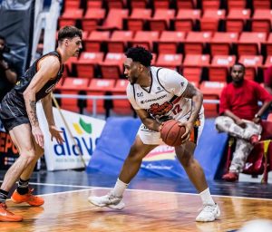 caneros-toman-el-cuarto-lugar-y-titanes-siguen-vivos-en-la-lucha-por-la-semifinal-de-la-lnb