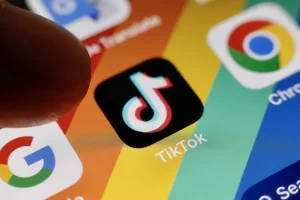Florida le cae arriba a TikTok por cuentas de menores y contenido “adictivo”