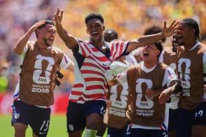 estados-unidos-avanza,-brasil-despierta-y-paraguay-resiste-con-diez-en-jornada-clave-del-mundial