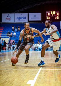 titanes-fuerzan-juego-decisivo-por-ultimo-puesto-a-la-semifinal