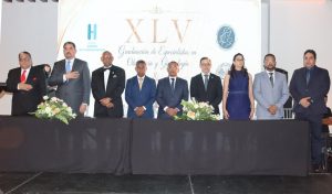 HMDER gradúa 15 nuevos especialistas en Obstetricia, Ginecología y Neonatología