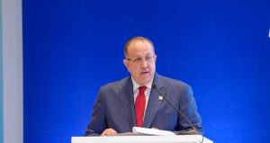 Magín Díaz defiende plan anticrisis, pero admite que pacto fiscal integral sigue pendiente