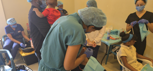 fundacion-gbc-realizan-jornada-de-salud-y-asistencia-social-en-el-manguito