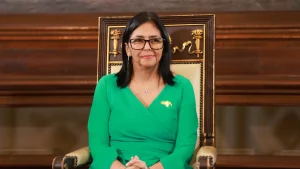 Delcy Rodríguez agradece a Elon Musk por ofrecer internet gratis tras terremotos en Venezuela