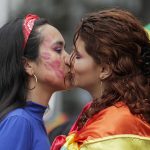 Rusia dicta primera condena penal contra eventos LGTBI