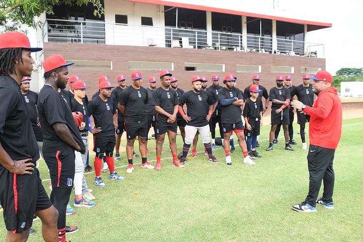 seleccion-de-beisbol-intensifica-preparacion-hacia-santo-domingo-2026