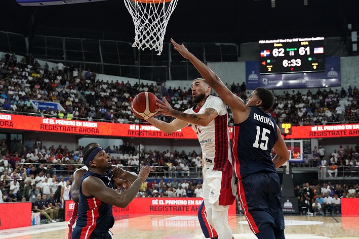  estados-unidos-remonta-y-vence-a-dominicana -en-tercera-ventana-clasificatoria-copa-mundial-de-baloncesto