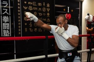 “la-avista”-puello-ira-tras-recuperar-faja-mundial-contra-el-britanico-dalton-smith