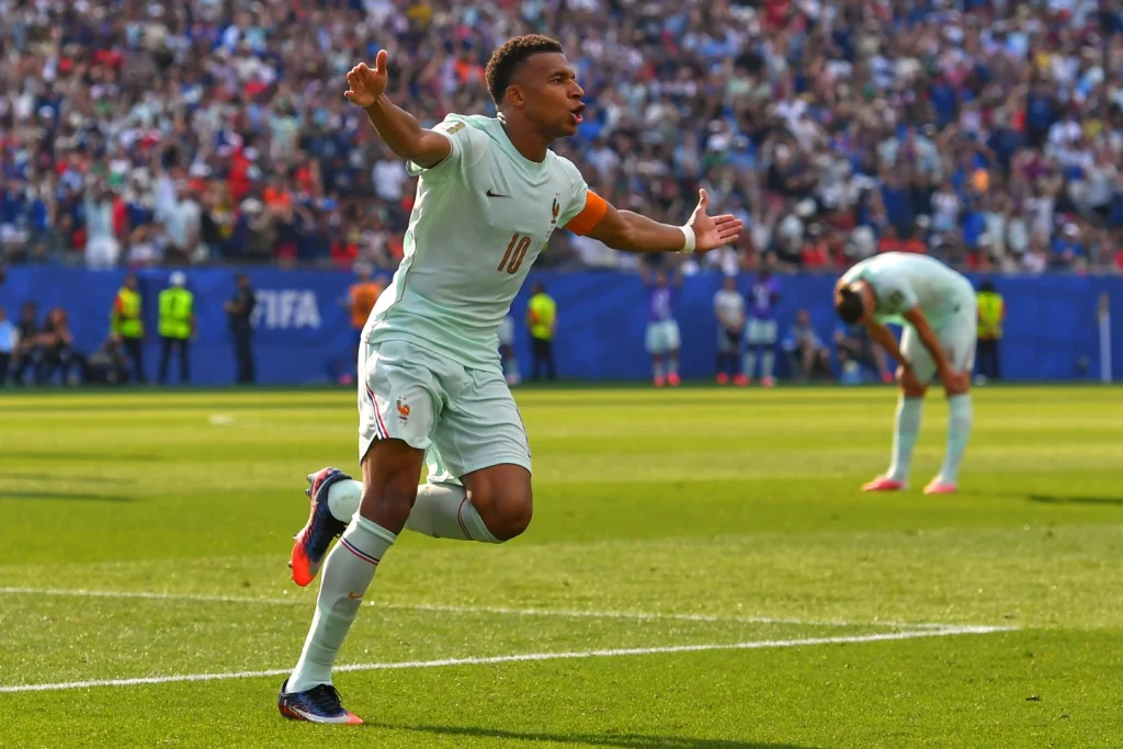 mbappe-guia-a-francia-a-semifinales-y-deja-a-marruecos-en-el-camino