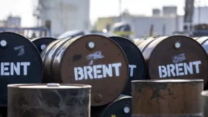 brent-cae-a-72-dolares-tras-aumento-de-produccion-de-la-opep+