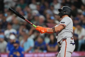 adames-conecta-su-septimo-grand-slam-y-roupp-lanza-siete-entradas-en-blanqueada-de-los-gigantes-sobre-seattle