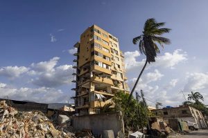 aumentan-a-4.930-los-muertos-por-los-terremotos-del-24-junio-en-venezuela