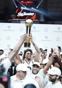 gigantes-vencen-a-los-metros-y-se-proclaman-campeones-de-la-lnb