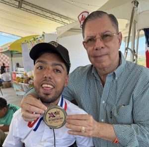 Carlos Daniel se corona en Mundial de Equitación