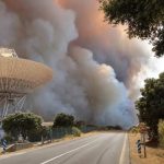 Un incendio forestal pone en riesgo una instalación estratégica de la NASA en España