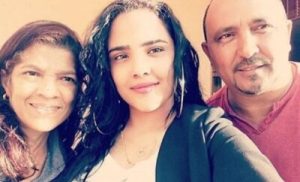 Muere el padre de la cantante Martha Heredia