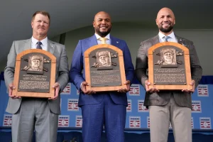 Beltrán, Jones y Kent exaltan sus raíces y a sus familias en Cooperstown