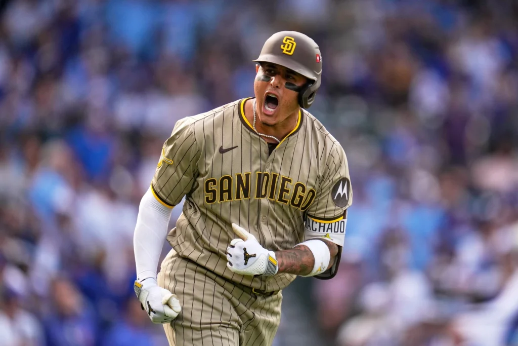 machado-pega-jonron-23-y-padres-hunden-a-marlins-con-otra-derrota-consecutiva